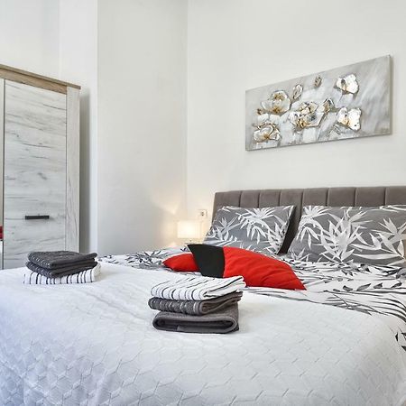 Apartment 20M From Arena Pula Ngoại thất bức ảnh