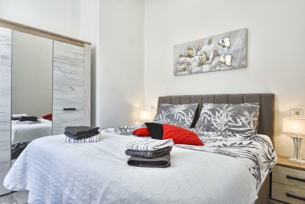 Apartment 20M From Arena Pula Ngoại thất bức ảnh