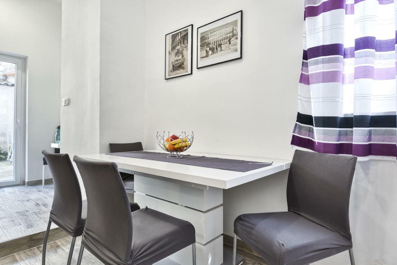 Apartment 20M From Arena Pula Ngoại thất bức ảnh