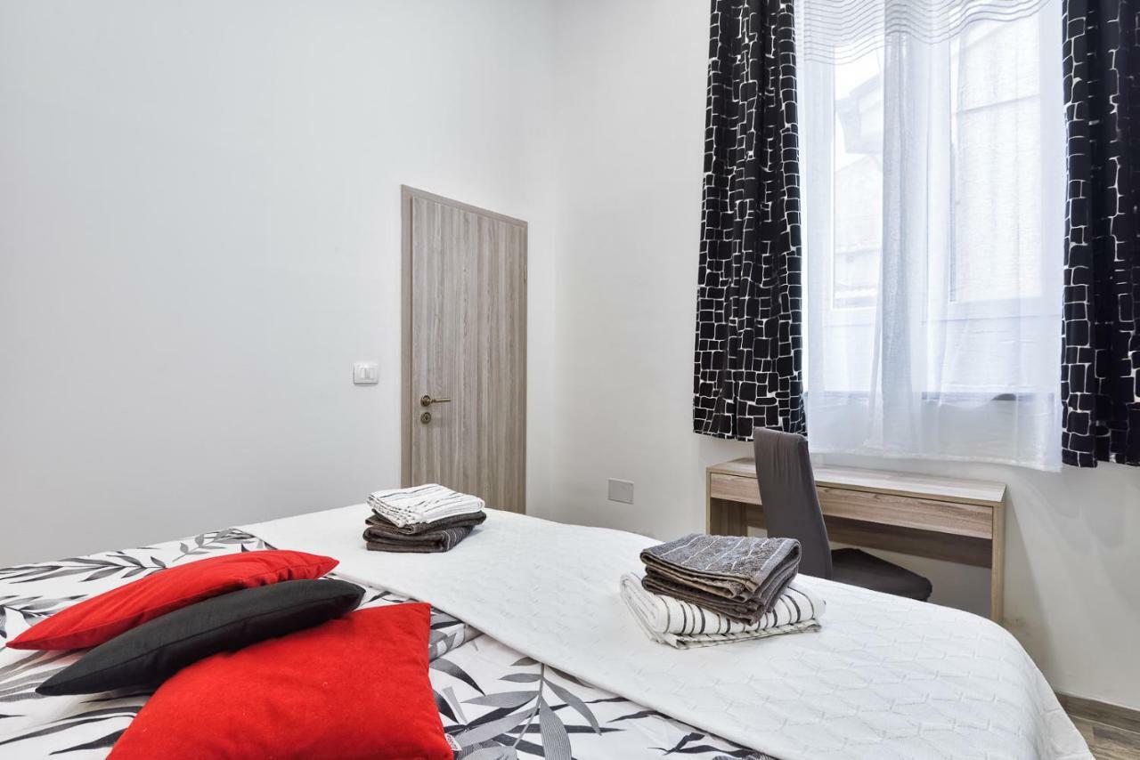 Apartment 20M From Arena Pula Ngoại thất bức ảnh
